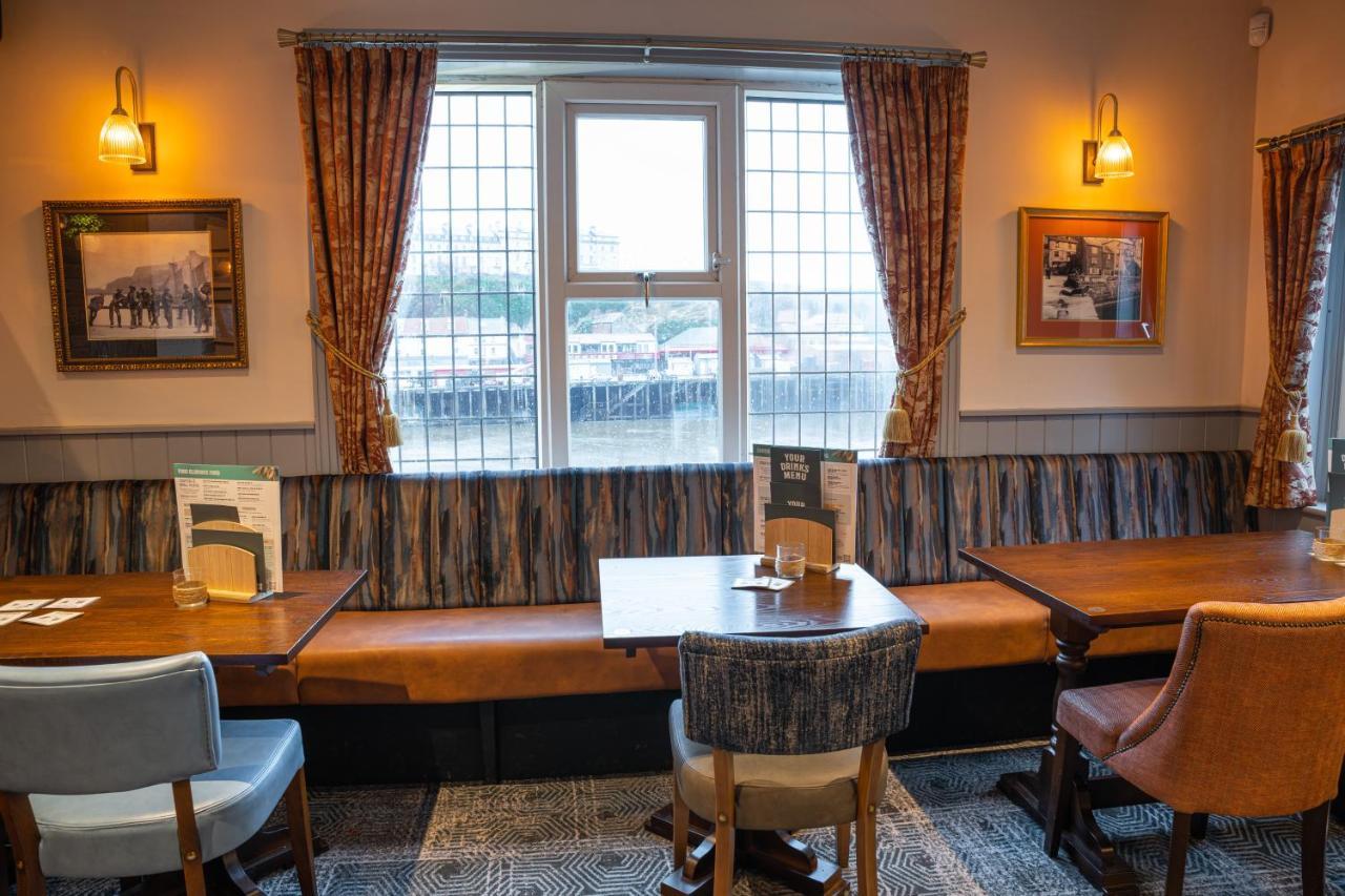 Duke Of York Hotel Whitby Ngoại thất bức ảnh