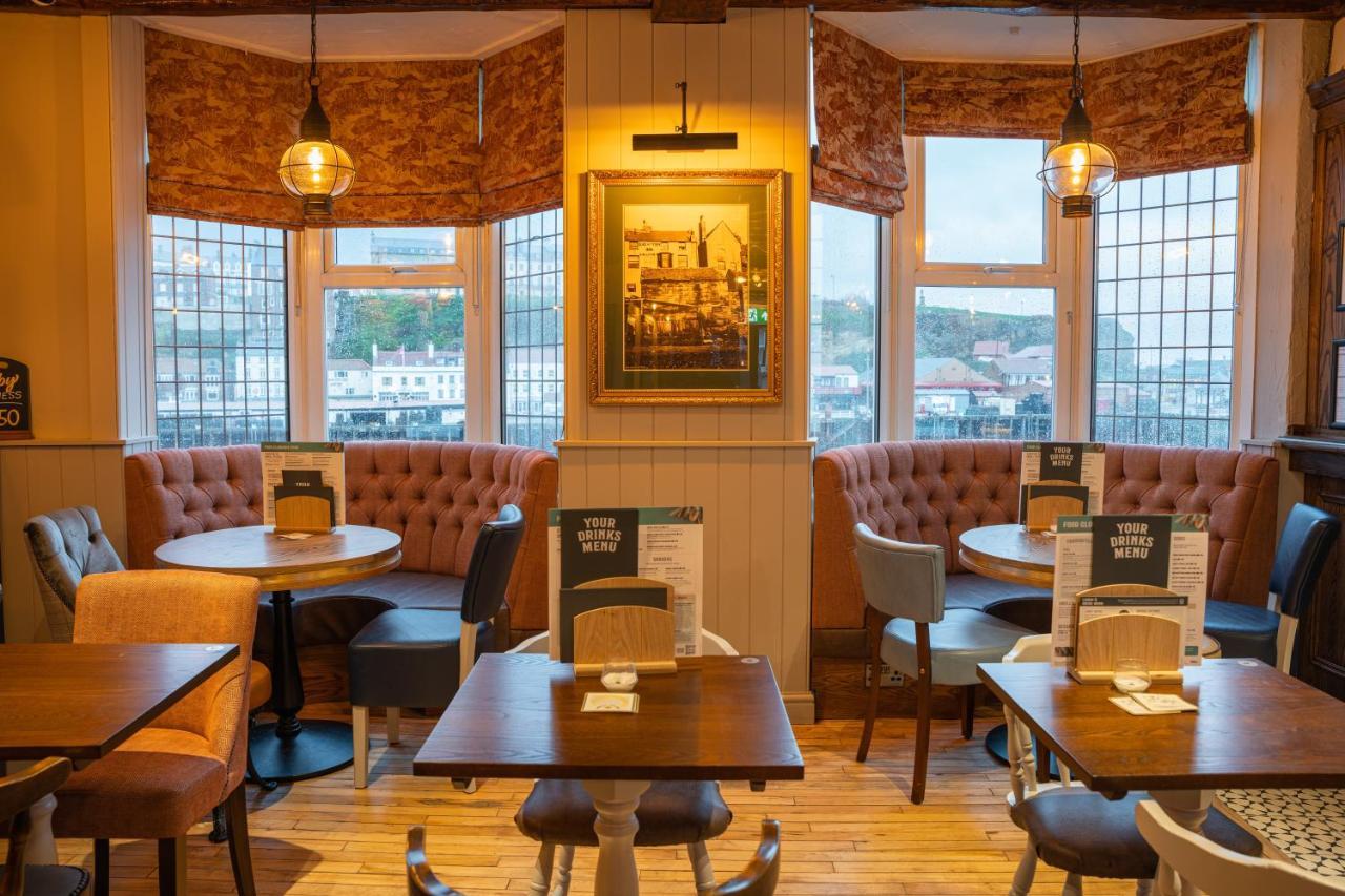 Duke Of York Hotel Whitby Ngoại thất bức ảnh