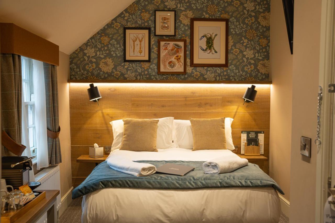 Duke Of York Hotel Whitby Ngoại thất bức ảnh